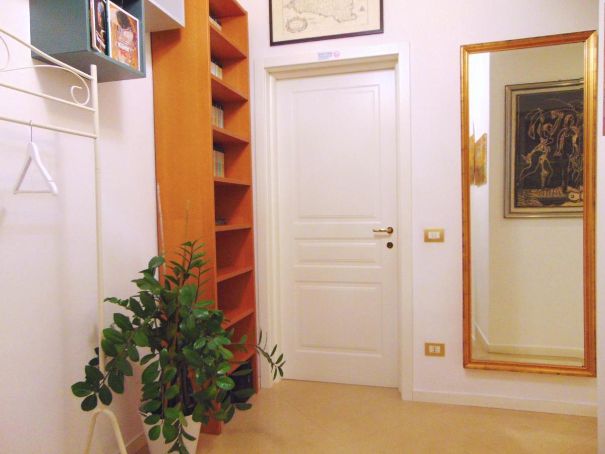 The Bedroom In Privatunterkunft Mailand